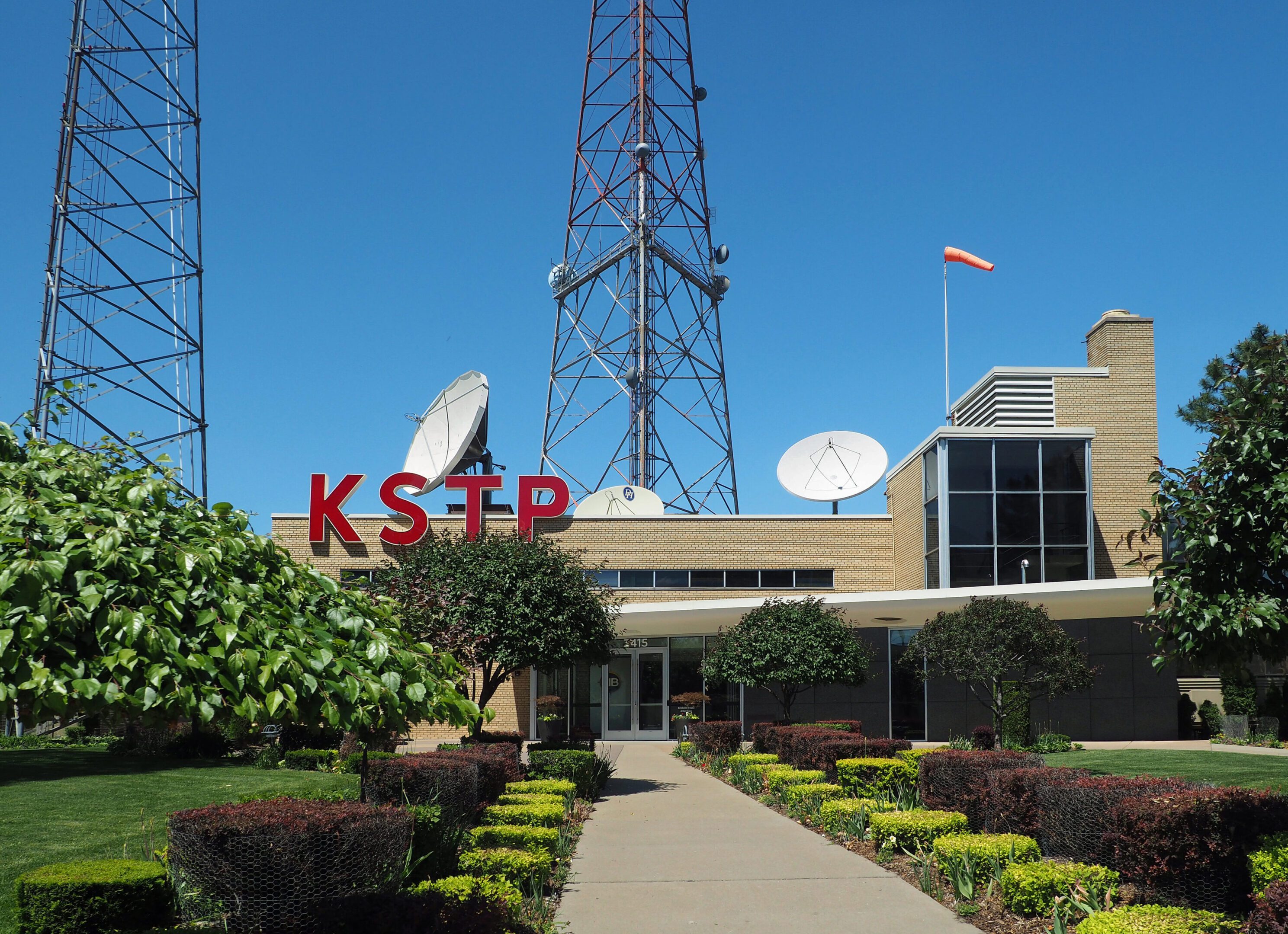 KSTP SKOR North Live: Frequencies, Daily Schedule & Shows